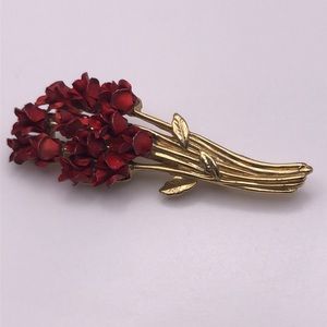 VTG Beautiful floral pin signed DM by David Monn New York